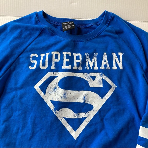 Superman sweater shirt Size XL - Picture 2 of 7
